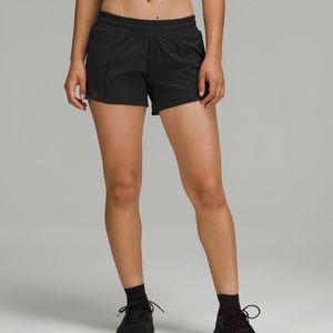 Lululemon Hotty Hot 4" in